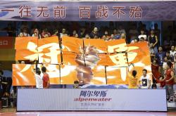 全力以赴！球队们将在赛场上一决胜负